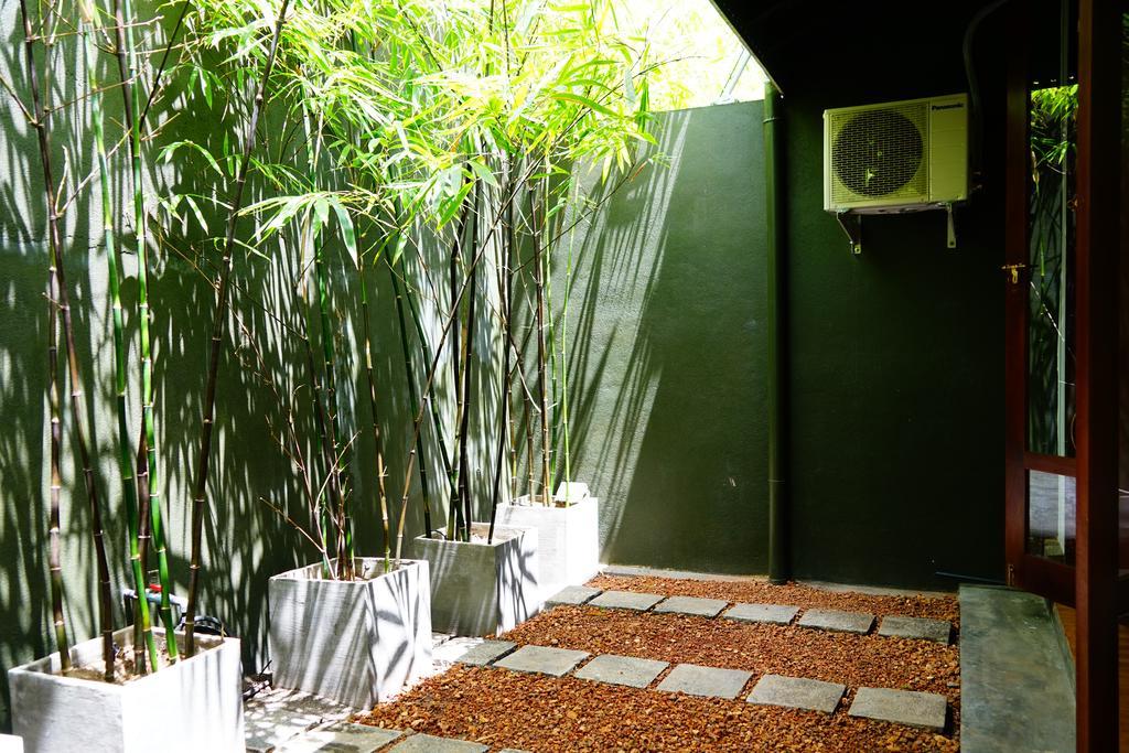 Lespri Grand Hotel Negombo Bilik gambar